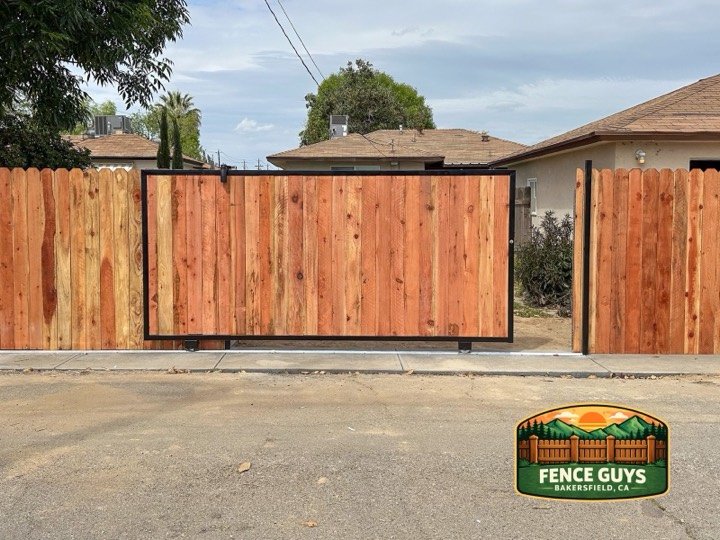 Bakersfield fence installation project photo 64